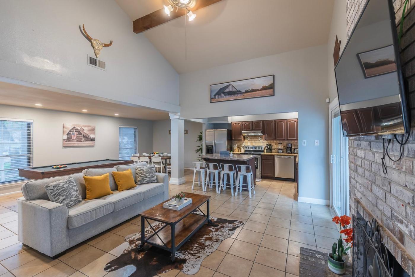 Pool, Gameroom & Minigolf Enchanting Texas Home San Antonio Buitenkant foto