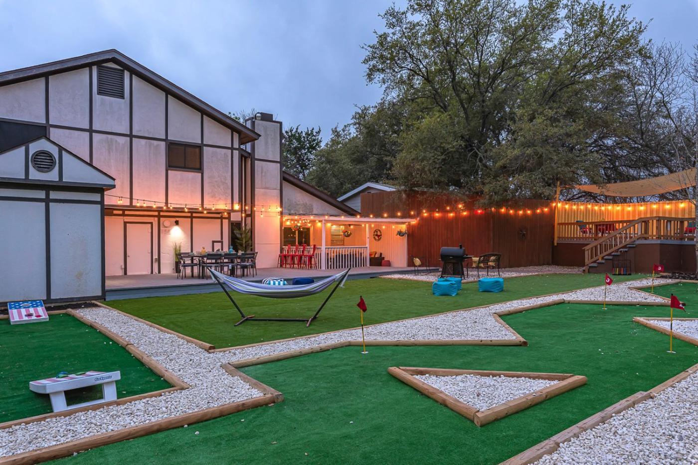 Pool, Gameroom & Minigolf Enchanting Texas Home San Antonio Buitenkant foto