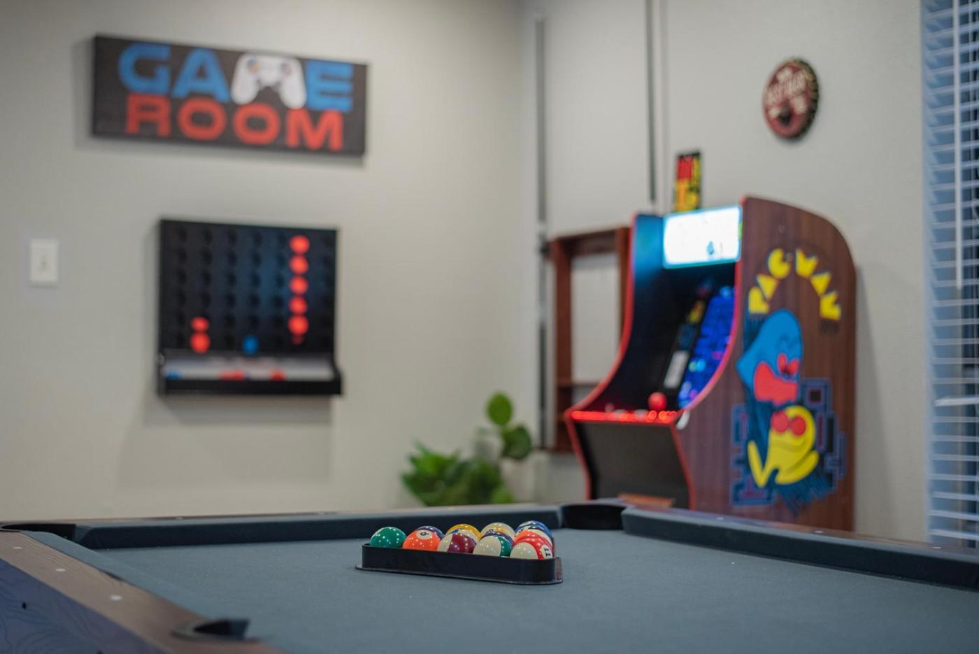 Pool, Gameroom & Minigolf Enchanting Texas Home San Antonio Buitenkant foto